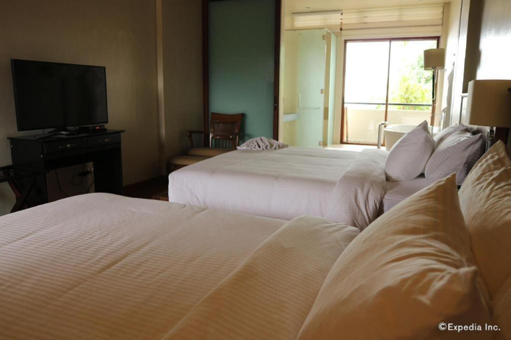 Bravo Resorts - Munting Paraiso Dauin Exterior photo